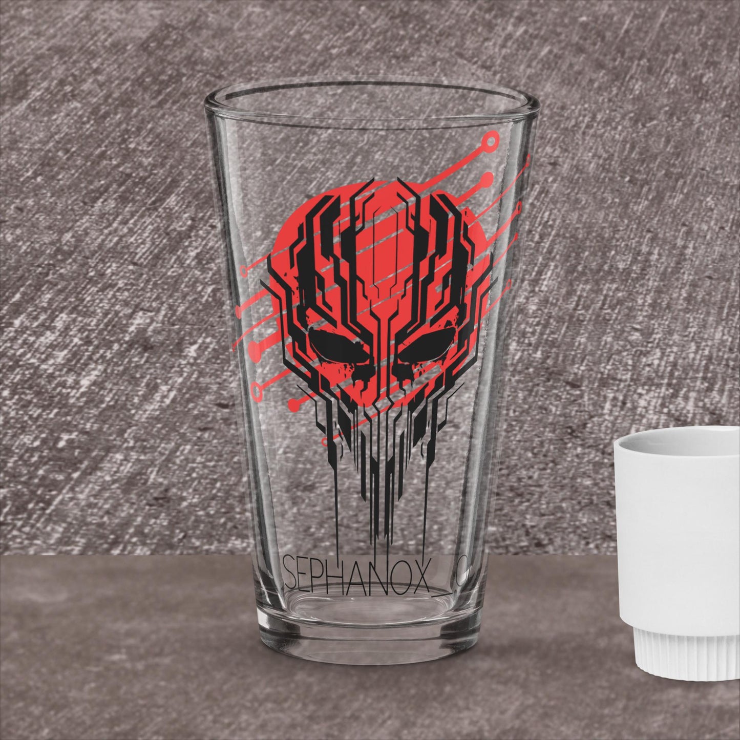 Sephanox pint glass